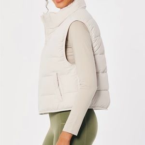 ISO Gilly Hicks Reversible Puffer Vest